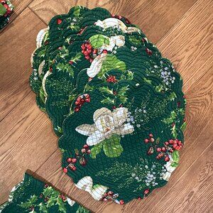C & F Enterprises, 8 cloth placemats, reversible, Holiday
